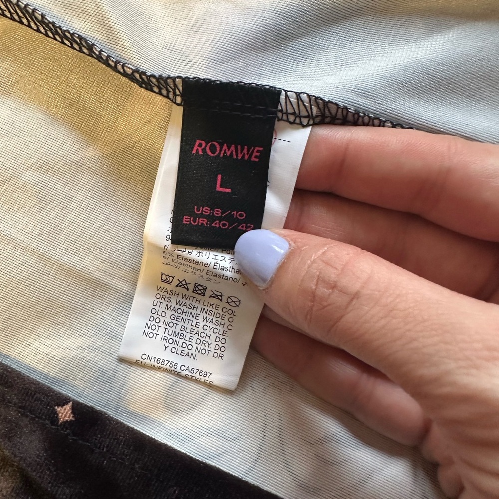 ROMWE Black Skirt with Pink Moon & Gold Sun Print - Picture 3 of 5